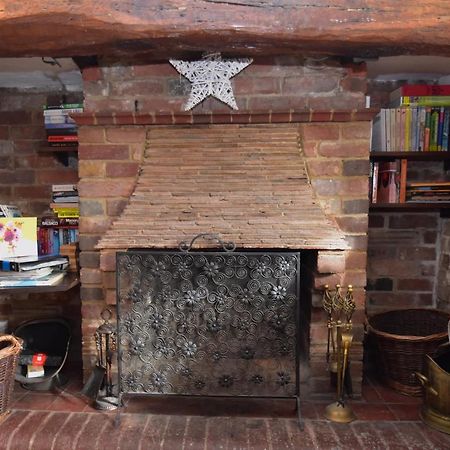 Rose Mullion Cottage Pett Buitenkant foto