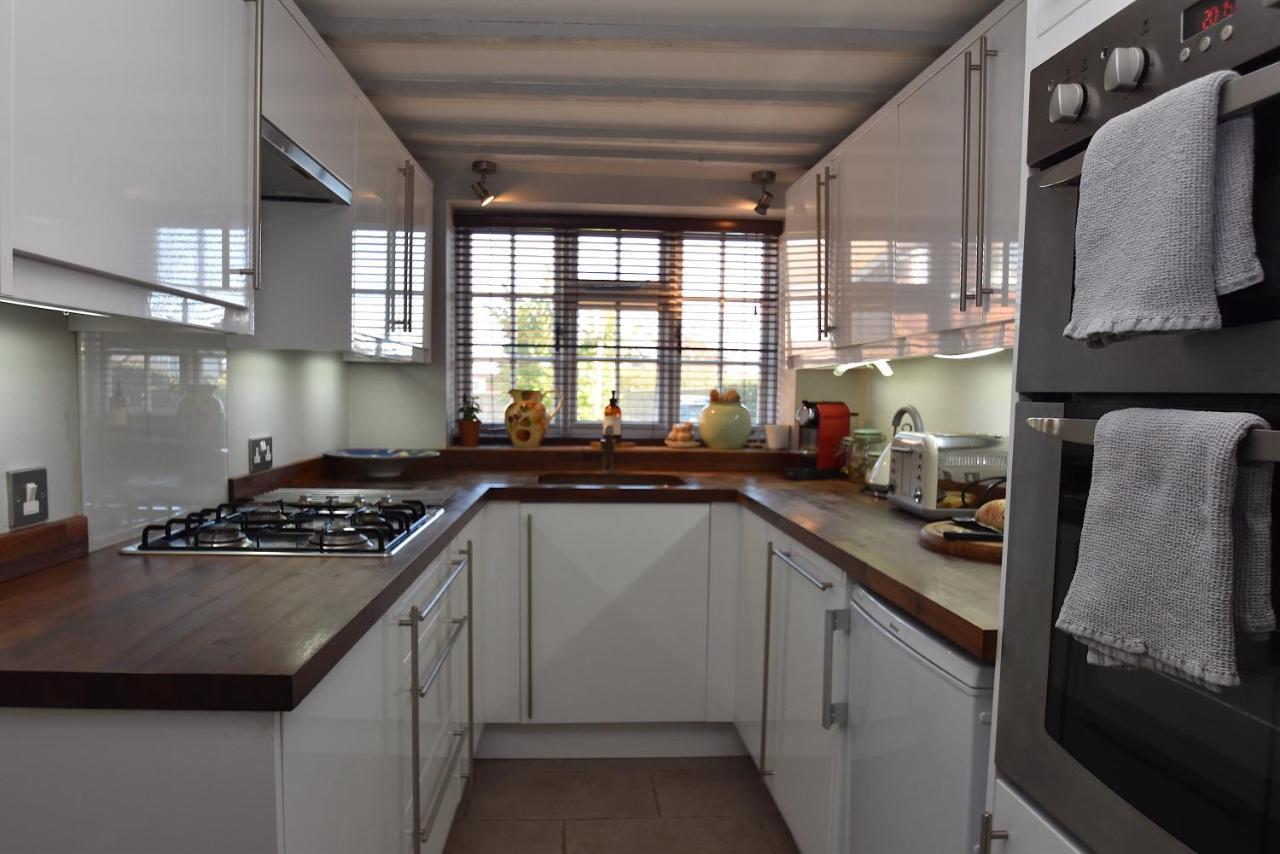 Rose Mullion Cottage Pett Buitenkant foto